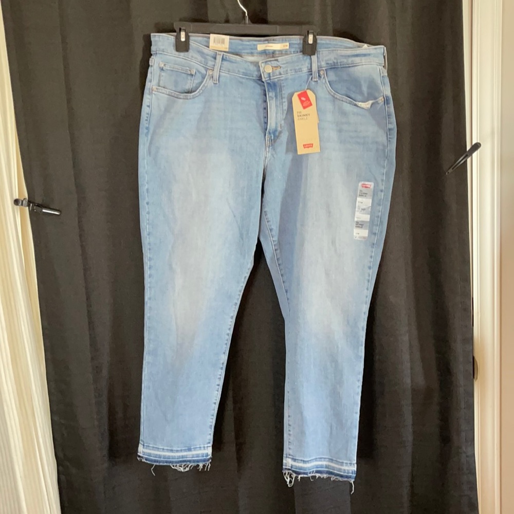 Size 22 - Levi Jeans - NWT
